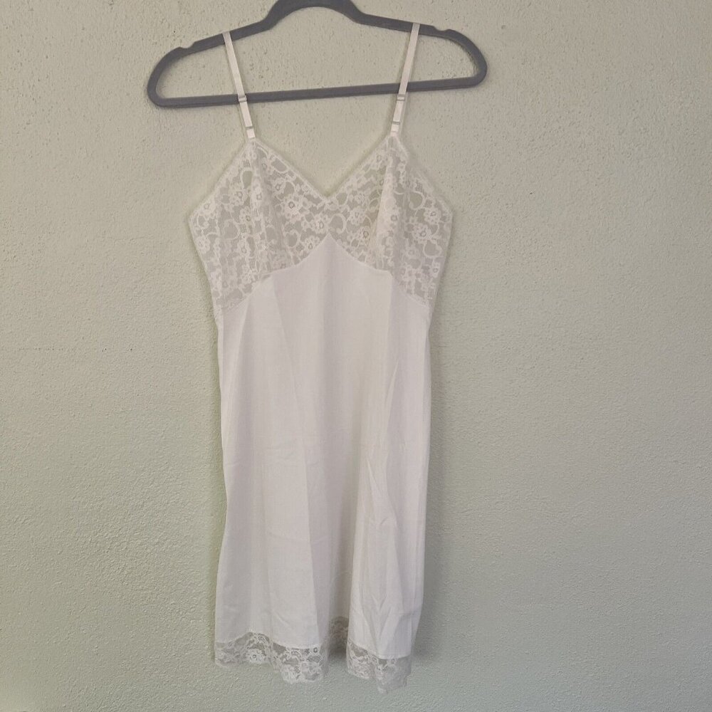Vintage Vanity‎ Yellow Nylon & Scalloped Lace Slip Dress Size 32 Bust/Small USA